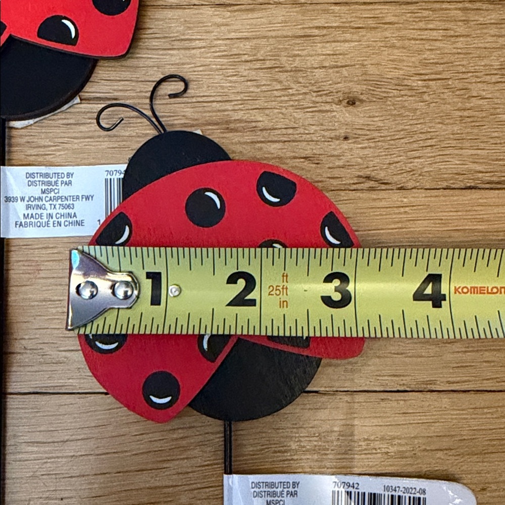 NWT Bundle of 4 - Red and Black Ladybugs Wooden Picks 🐞 - Picture 8 of 8